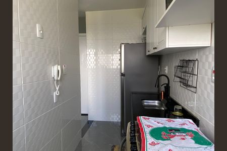 Apartamento à venda com 42m², 2 quartos e 1 vagaCozinha - Área de serviço 