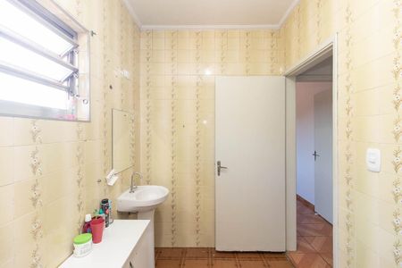Casa à venda com 150m², 3 quartos e 2 vagas Casa à venda com 150m², 3 quartos e 2 vagasBanheiro Social
