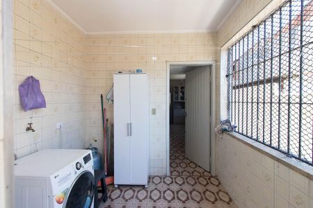 Casa à venda com 150m², 3 quartos e 2 vagas Casa à venda com 150m², 3 quartos e 2 vagasÁrea de Serviço