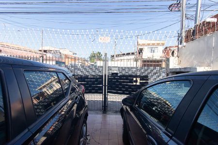 Casa à venda com 150m², 3 quartos e 2 vagas Casa à venda com 150m², 3 quartos e 2 vagasGaragem