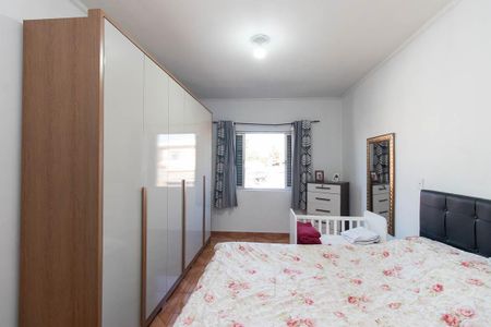 Casa à venda com 150m², 3 quartos e 2 vagas Casa à venda com 150m², 3 quartos e 2 vagasQuarto Suíte