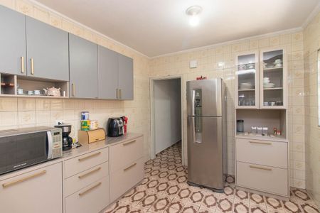 Casa à venda com 150m², 3 quartos e 2 vagas Casa à venda com 150m², 3 quartos e 2 vagasCozinha