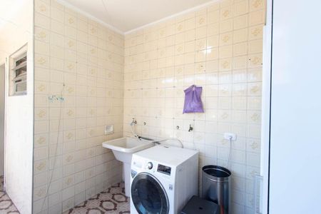 Casa à venda com 150m², 3 quartos e 2 vagas Casa à venda com 150m², 3 quartos e 2 vagasÁrea de Serviço