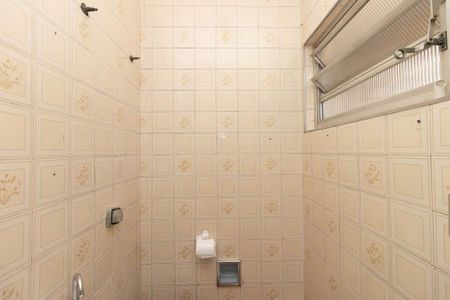 Casa à venda com 150m², 3 quartos e 2 vagas Casa à venda com 150m², 3 quartos e 2 vagasBanheiro de serviço