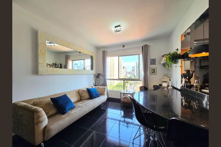 Apartamento à venda com 73m², 2 quartos e 1 vaga Apartamento à venda com 73m², 2 quartos e 1 vagaSala