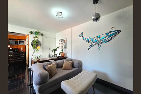 Apartamento à venda com 73m², 2 quartos e 1 vaga Apartamento à venda com 73m², 2 quartos e 1 vagaSala