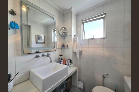 Apartamento à venda com 73m², 2 quartos e 1 vaga Apartamento à venda com 73m², 2 quartos e 1 vagaBanheiro da Suíte