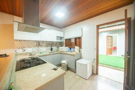 Cozinha de casa de condomínio para alugar com 3 quartos, 144m² em Mário Quintana, Viamão