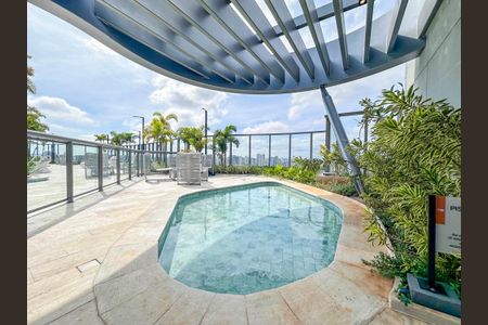 Studio para alugar com 32m², 1 quarto e sem vagaÁrea comum - Piscina