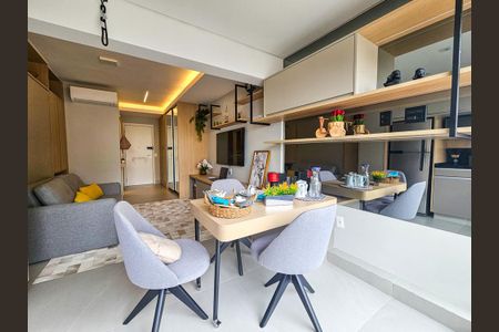 Studio de kitnet/studio para alugar com 1 quarto, 32m² em Jardim das Acacias, São Paulo