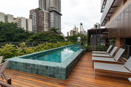Studio para alugar com 32m², 1 quarto e sem vaga Studio para alugar com 32m², 1 quarto e sem vagaPiscina