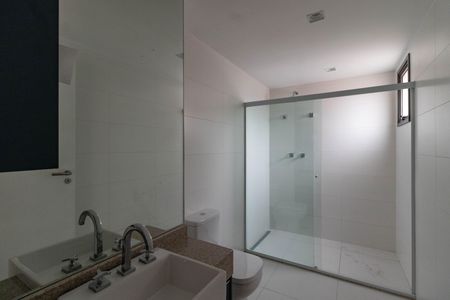 Banheiro de kitnet/studio para alugar com 1 quarto, 32m² em Perdizes, São Paulo