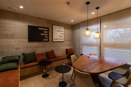 Studio para alugar com 32m², 1 quarto e sem vaga Studio para alugar com 32m², 1 quarto e sem vagaCoWorking