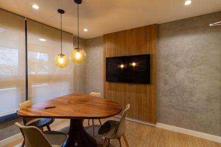 Studio para alugar com 32m², 1 quarto e sem vaga Studio para alugar com 32m², 1 quarto e sem vagaCoWorking