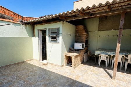 Área externa de casa para alugar com 2 quartos, 48m² em Moradas do Bosque, Cachoeirinha