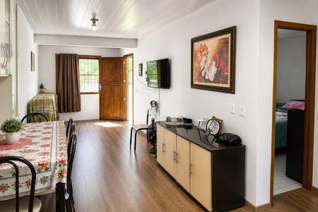 Sala de casa para alugar com 2 quartos, 48m² em Moradas do Bosque, Cachoeirinha