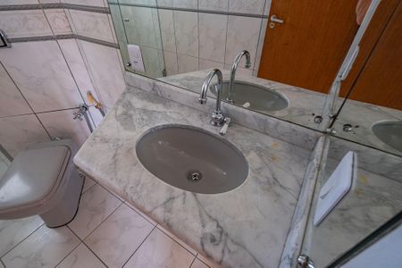 Apartamento para alugar com 114m², 3 quartos e sem vaga Apartamento para alugar com 114m², 3 quartos e sem vagaBanheiro