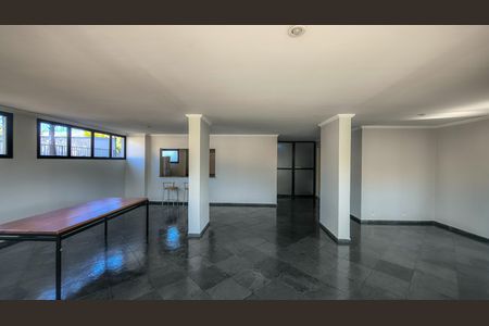 Apartamento para alugar com 59m², 2 quartos e 2 vagas Apartamento para alugar com 59m², 2 quartos e 2 vagasÁrea comum - Salão de festas