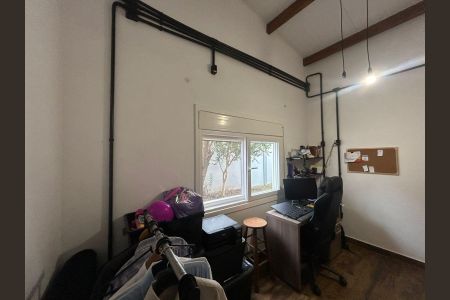 Casa à venda com 132m², 4 quartos e 2 vagas Casa à venda com 132m², 4 quartos e 2 vagasQuarto 2