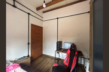 Casa à venda com 132m², 4 quartos e 2 vagas Casa à venda com 132m², 4 quartos e 2 vagasQuarto 3