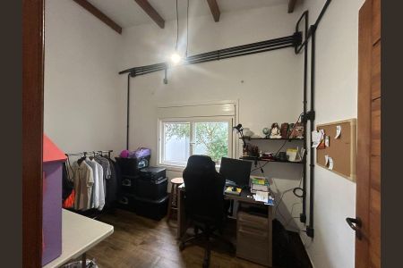 Casa à venda com 132m², 4 quartos e 2 vagas Casa à venda com 132m², 4 quartos e 2 vagasQuarto 2