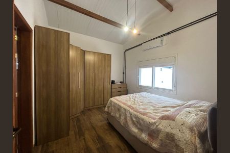 Casa à venda com 132m², 4 quartos e 2 vagas Casa à venda com 132m², 4 quartos e 2 vagasSuite