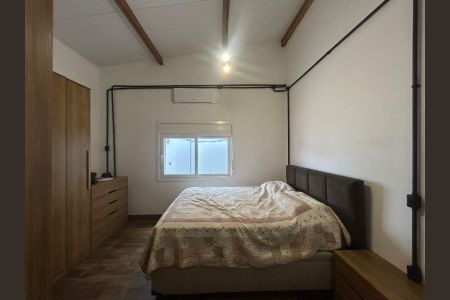 Casa à venda com 132m², 4 quartos e 2 vagas Casa à venda com 132m², 4 quartos e 2 vagasSuite