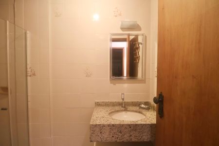 Apartamento para alugar com 120m², 4 quartos e 1 vaga Apartamento para alugar com 120m², 4 quartos e 1 vagaBanheiro Social
