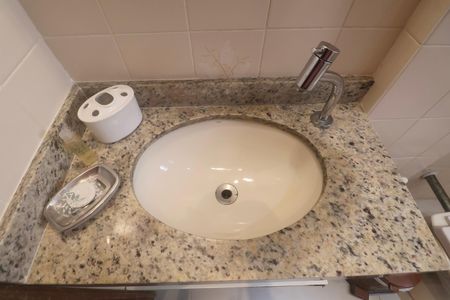 Apartamento para alugar com 120m², 4 quartos e 1 vaga Apartamento para alugar com 120m², 4 quartos e 1 vagaBanheiro Social 2