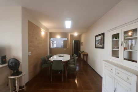 Apartamento para alugar com 120m², 4 quartos e 1 vaga Apartamento para alugar com 120m², 4 quartos e 1 vagaSala