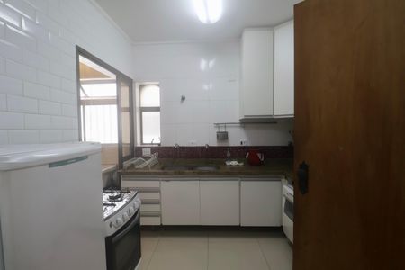 Apartamento para alugar com 120m², 4 quartos e 1 vaga Apartamento para alugar com 120m², 4 quartos e 1 vagaCozinha