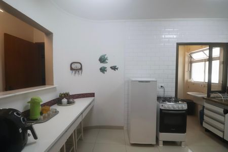 Apartamento para alugar com 120m², 4 quartos e 1 vaga Apartamento para alugar com 120m², 4 quartos e 1 vagaCozinha