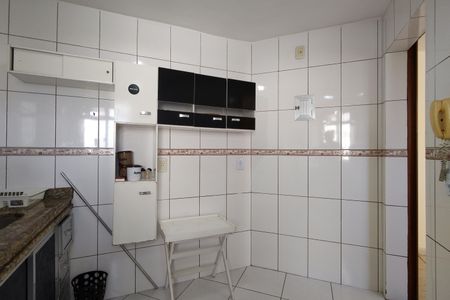 Apartamento para alugar com 50m², 2 quartos e 1 vagaCozinha - Armários