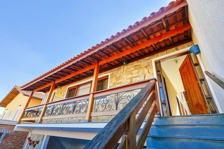 Fachada Interna de casa à venda com 3 quartos, 281m² em Parque Assuncao, Taboão da Serra