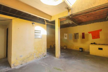 Casa para alugar com 219m², 2 quartos e 2 vagas