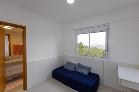 Apartamento à venda com 74m², 2 quartos e 2 vagasSuíte 2