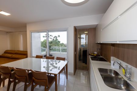 Apartamento à venda com 74m², 2 quartos e 2 vagasCozinha
