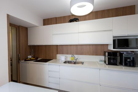 Apartamento à venda com 74m², 2 quartos e 2 vagasCozinha