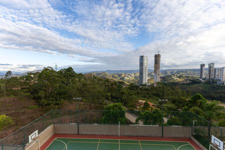 Apartamento à venda com 74m², 2 quartos e 2 vagasVista da Suíte 2
