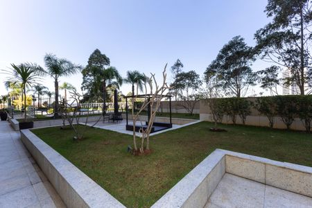 Apartamento à venda com 74m², 2 quartos e 2 vagasÁrea comum - Piscina