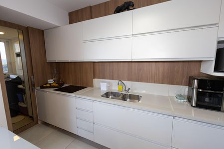 Apartamento à venda com 74m², 2 quartos e 2 vagasCozinha