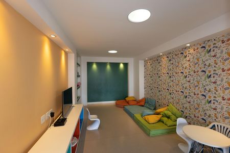 Apartamento à venda com 74m², 2 quartos e 2 vagasÁrea comum - Brinquedoteca