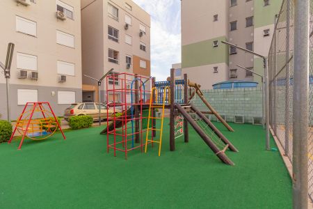 Apartamento para alugar com 45m², 2 quartos e 1 vaga Apartamento para alugar com 45m², 2 quartos e 1 vagaÁrea comum - Playground