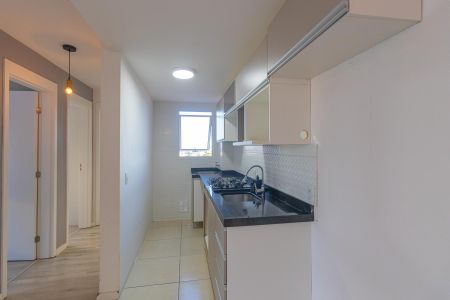 Apartamento para alugar com 45m², 2 quartos e 1 vaga Apartamento para alugar com 45m², 2 quartos e 1 vagaCozinha e Área de Serviço
