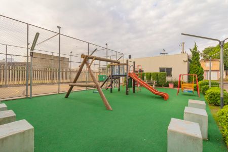 Apartamento para alugar com 45m², 2 quartos e 1 vaga Apartamento para alugar com 45m², 2 quartos e 1 vagaÁrea comum - Playground