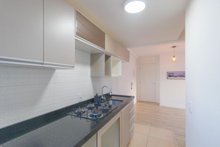 Apartamento para alugar com 45m², 2 quartos e 1 vaga Apartamento para alugar com 45m², 2 quartos e 1 vagaCozinha e Área de Serviço