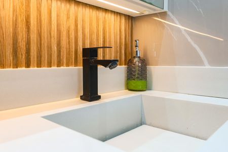 Apartamento à venda com 44m², 2 quartos e 1 vaga Apartamento à venda com 44m², 2 quartos e 1 vagaBanheiro