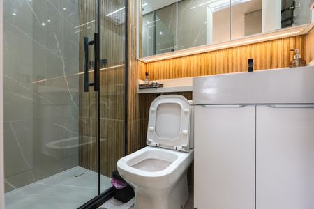 Apartamento à venda com 44m², 2 quartos e 1 vaga Apartamento à venda com 44m², 2 quartos e 1 vagaBanheiro