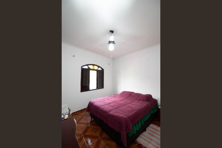 Casa para alugar com 128m², 3 quartos e 3 vagasQuarto 2