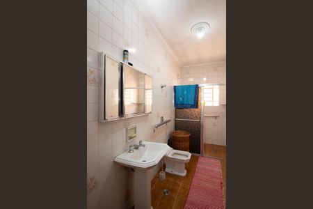 Casa para alugar com 128m², 3 quartos e 3 vagasBanheiro 2 
